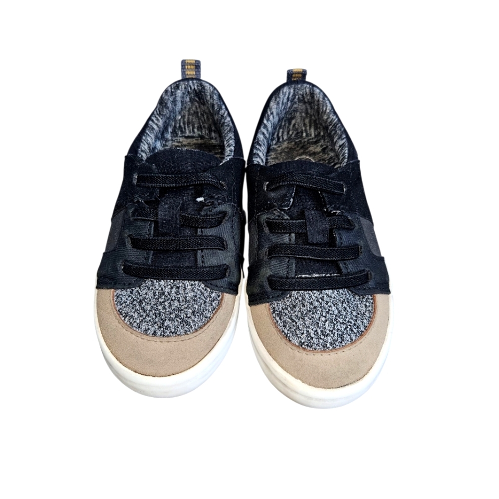 Cat & Jack Kids Sneakers in Black and Tan Size 6
